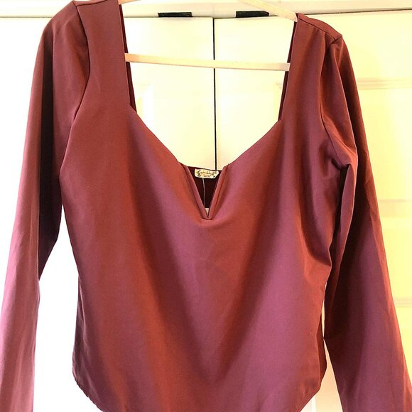 NWT INTIMATELY FREE PEOPLE Stars Aligned V-Wire Bodysuit LS Thong Wine XL - Picture 2 of 6